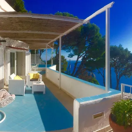 La Lampara Di Tuoro Holiday home *